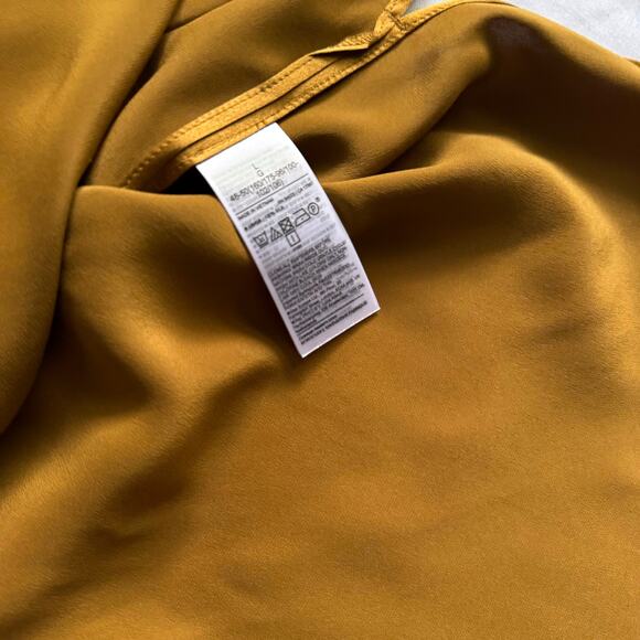 Banana Republic Serenade Silk Dolman Tunic NWT L Shirt Blouse - Picture 6 of 6